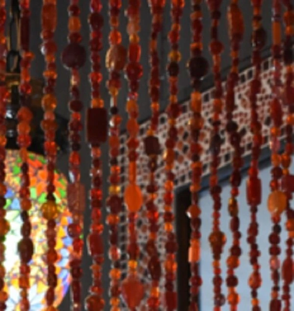 Glaskralengordijn Oosters (rode Glaskralen) 1 Glaskralengordijn Oosters (rode Glaskralen)